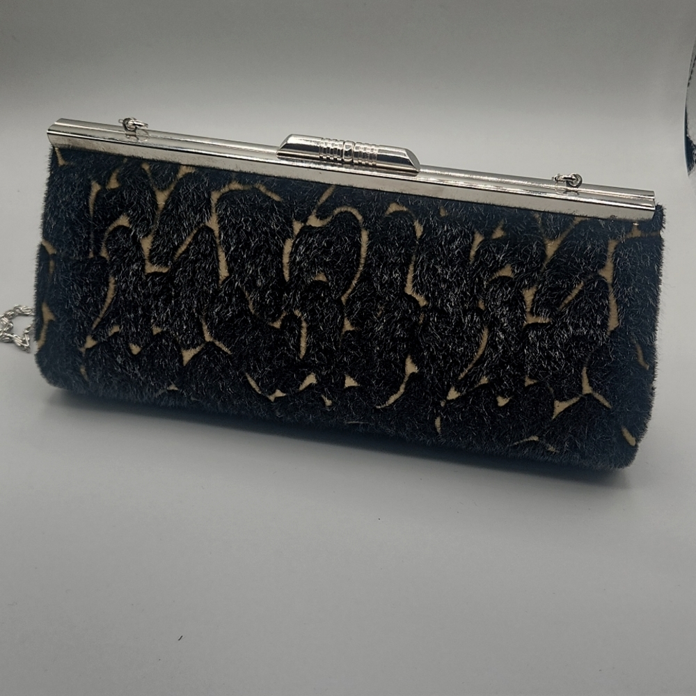 Clutch purse